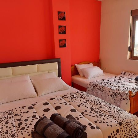 Geni Apartment คอร์เชอ ภายนอก รูปภาพ