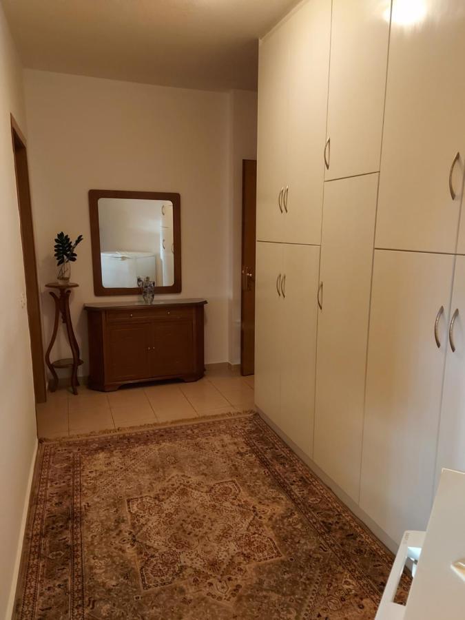 Geni Apartment คอร์เชอ ภายนอก รูปภาพ