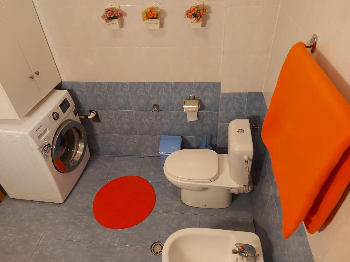 Geni Apartment คอร์เชอ ภายนอก รูปภาพ